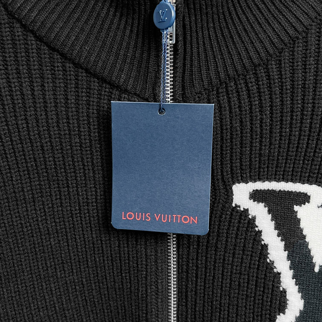 Louis Vuitton Sweater 4
