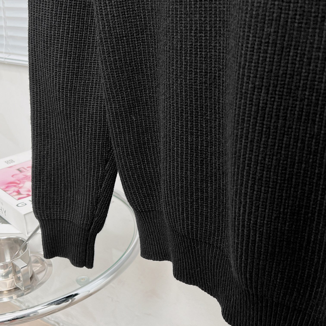 Louis Vuitton Sweater 9