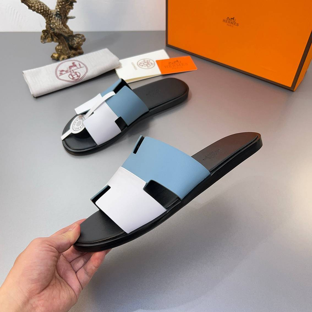 Chinelo Hermes  2