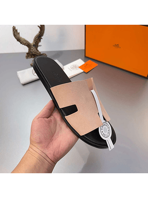 Chinelo Hermes 