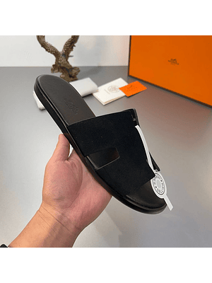 Chinelo Hermes 