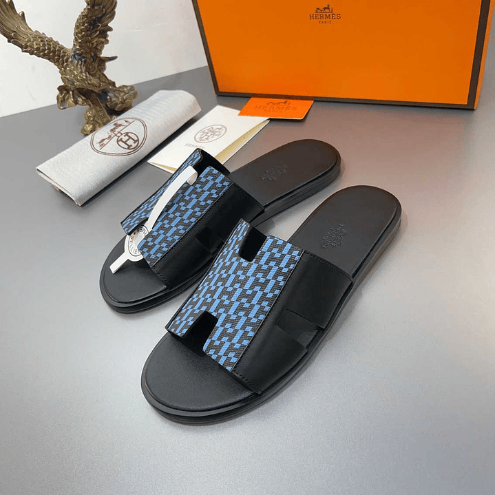 Chinelo Hermes  2
