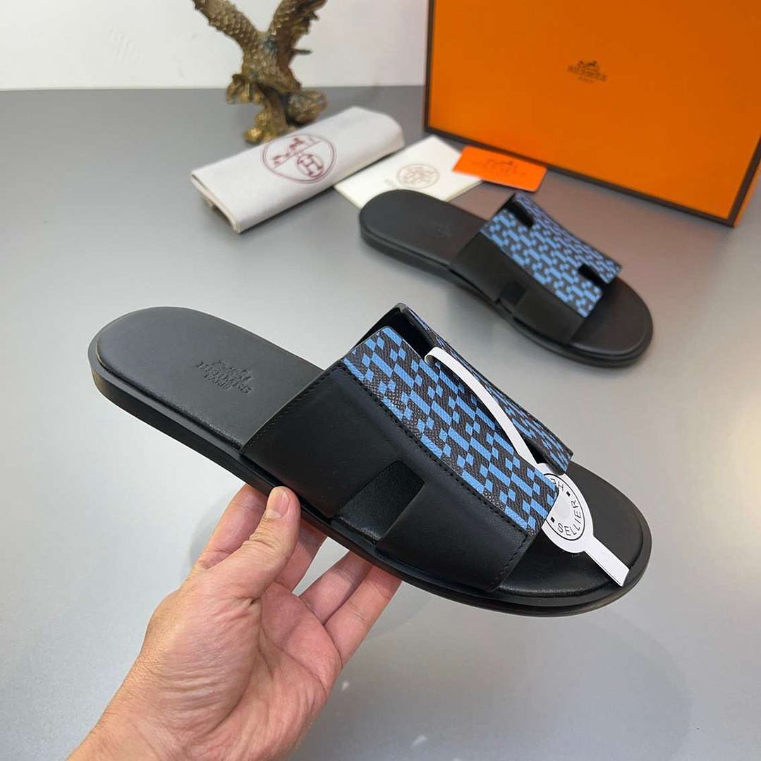 Chinelo Hermes  5