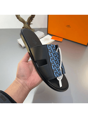 Chinelo Hermes 