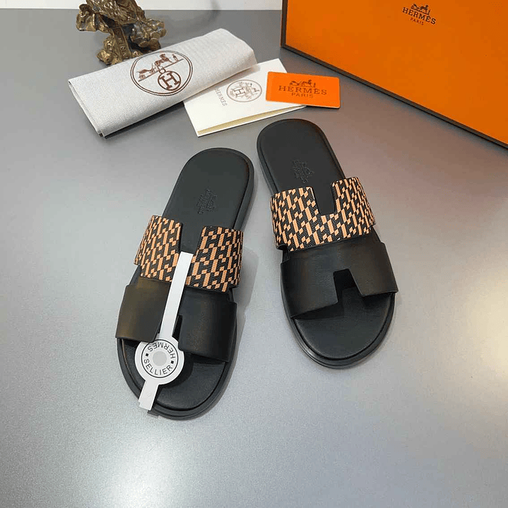 Chinelo Hermes Izmir 9