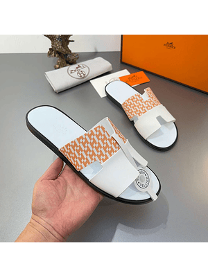 Chinelo Hermes Izmir
