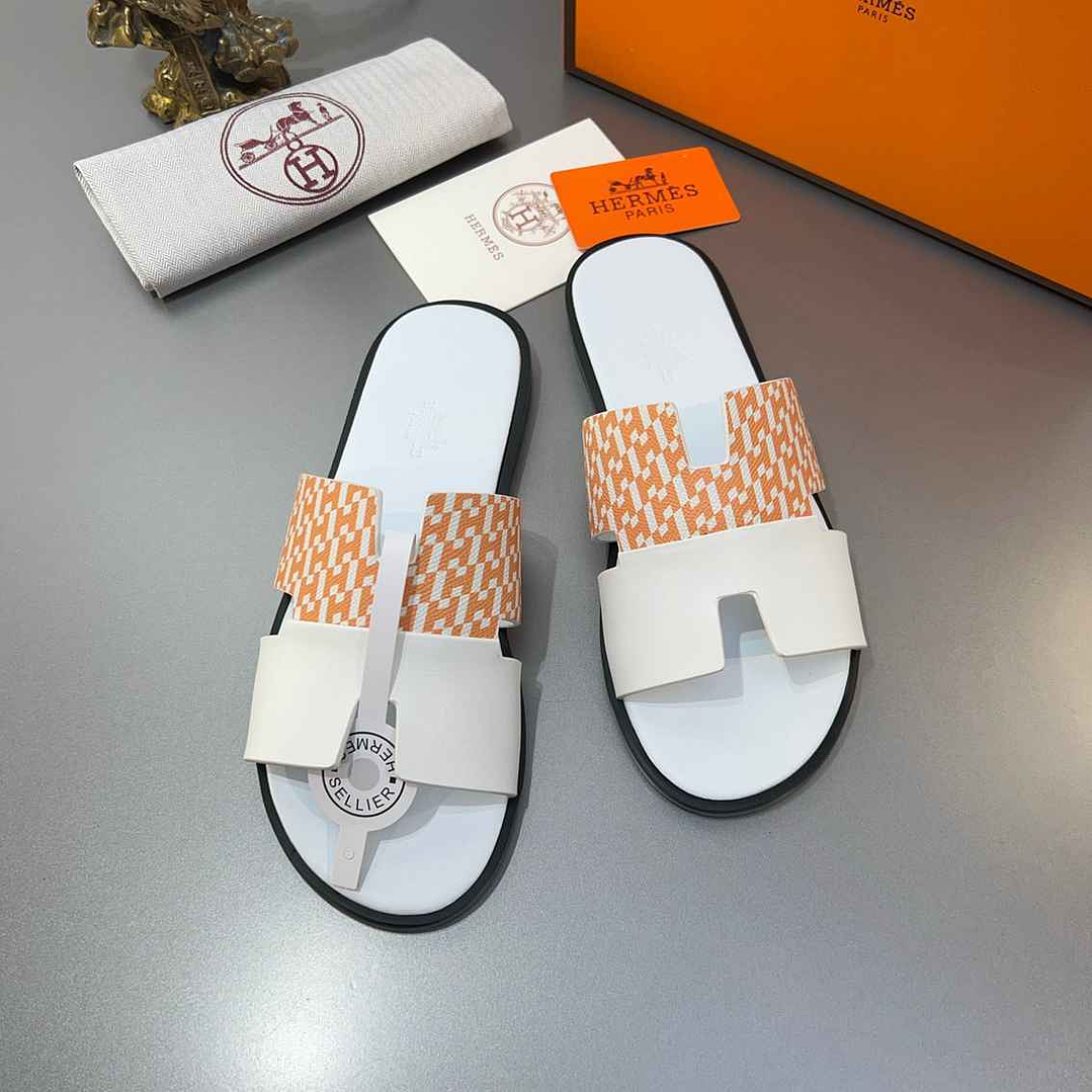 Chinelo Hermes Izmir 2