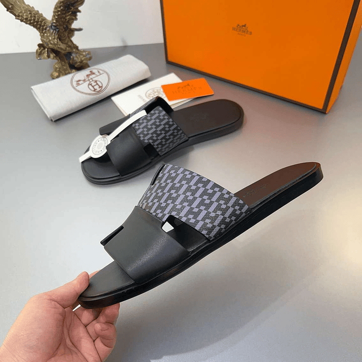 Chinelo Hermes Izmir 5