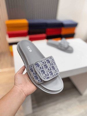 Chinelo Dior Slippers