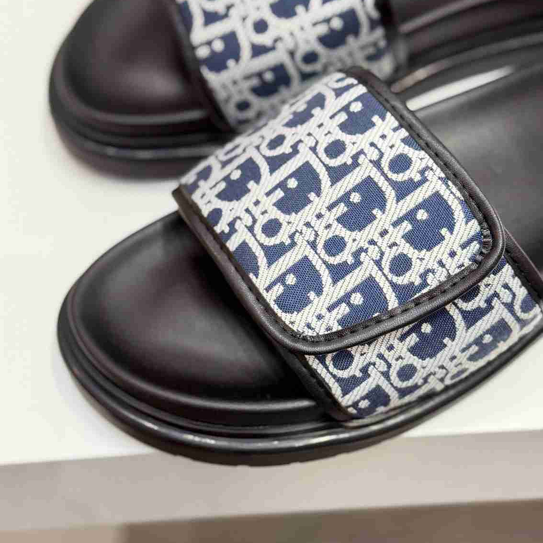 Chinelo Dior Slippers 8