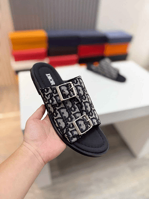 Chinelo Dior Slippers
