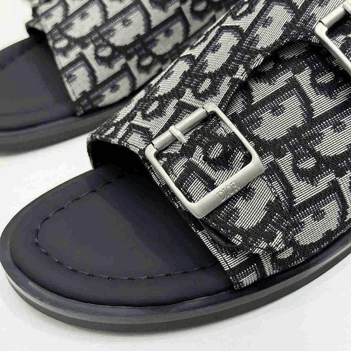 Chinelo Dior Slippers 5