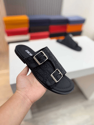 Chinelo Dior Slippers