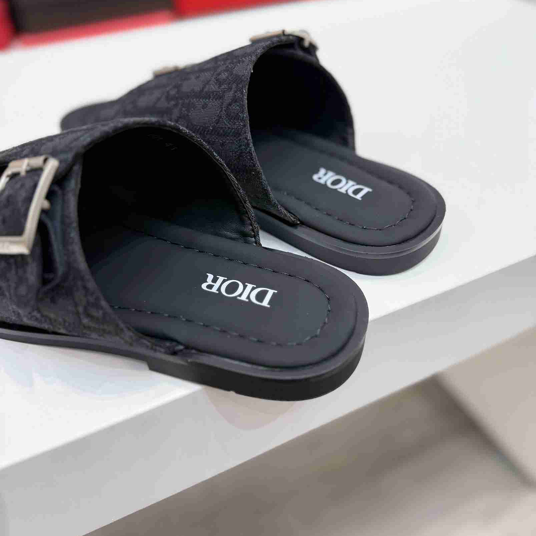 Chinelo Dior Slippers 9