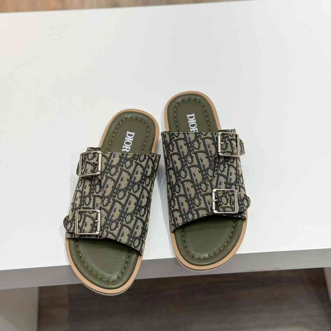 Chinelo Dior Slippers 2