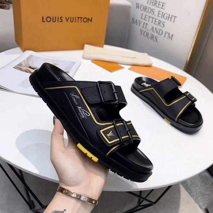 Chinelo Louis Vuitton  1