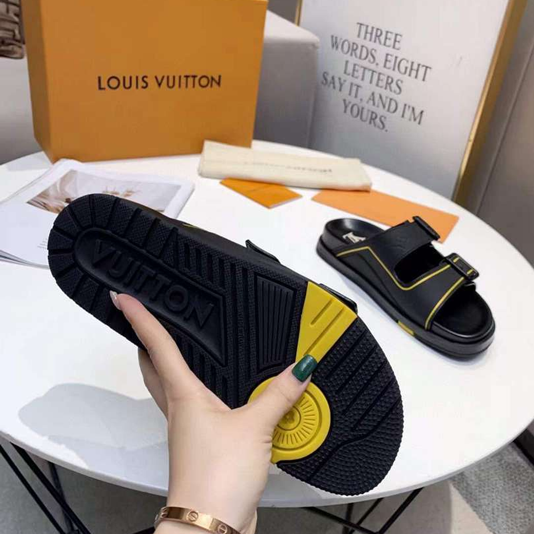 Chinelo Louis Vuitton  7