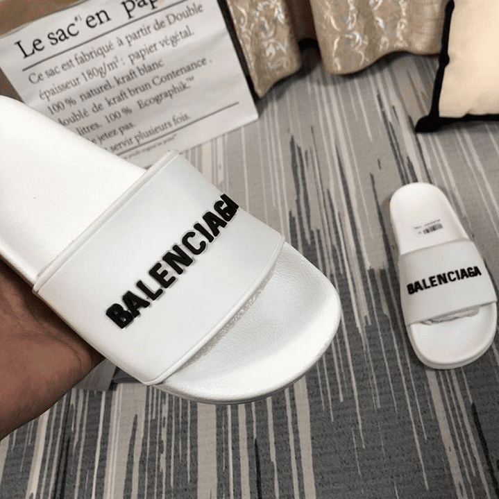 Chinelo Balenciaga  4