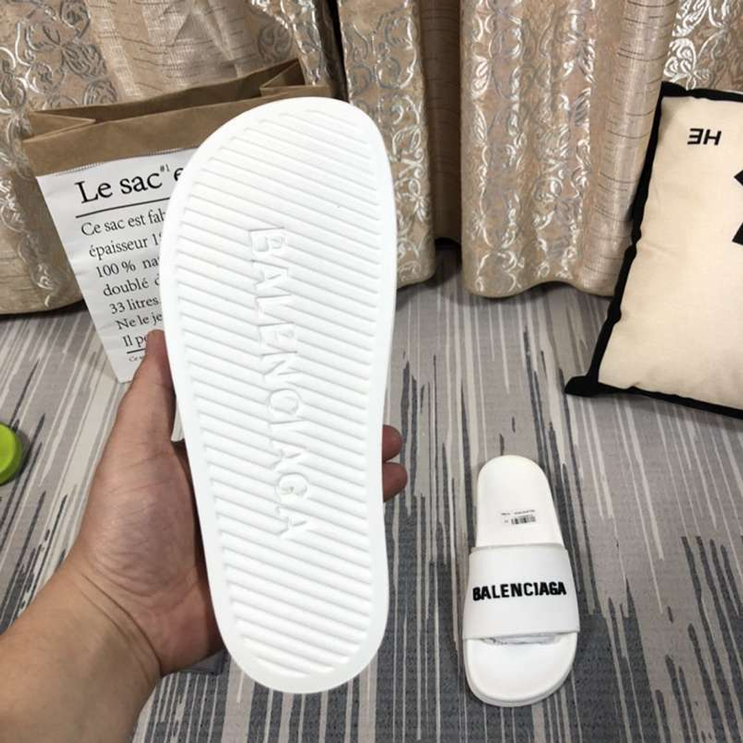Chinelo Balenciaga  6