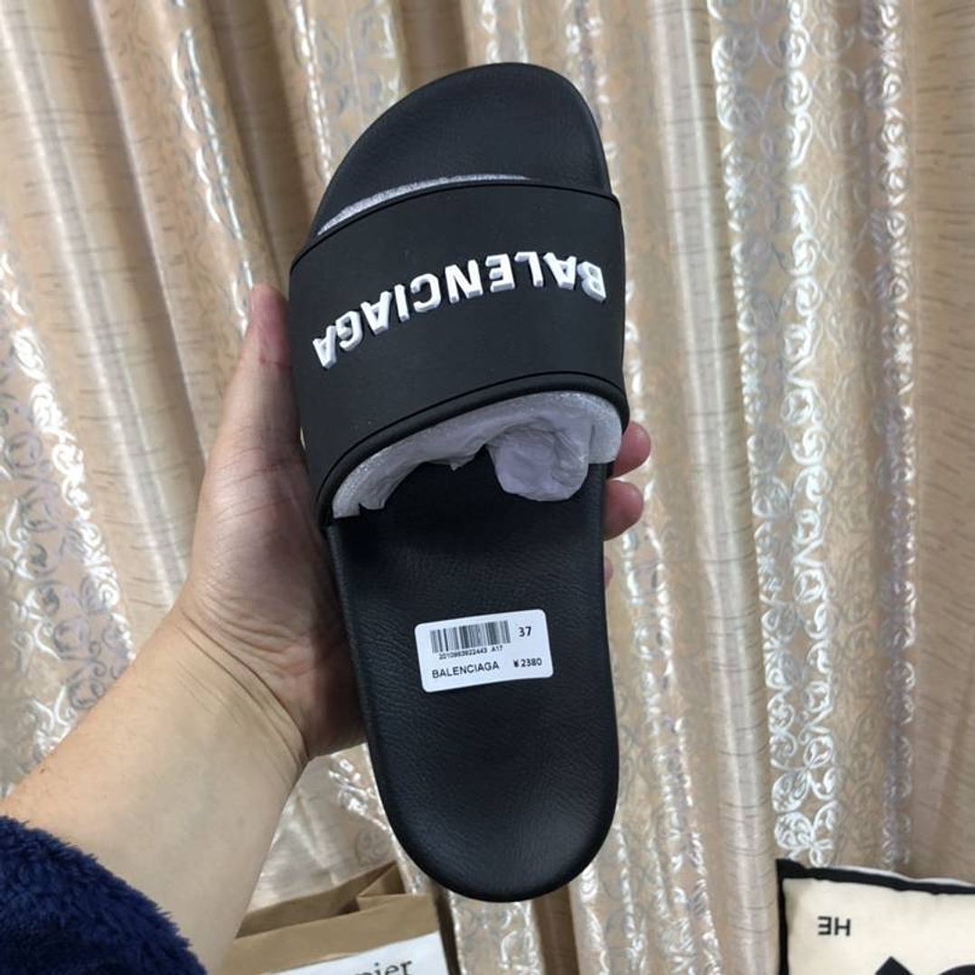 Chinelo Balenciaga  4