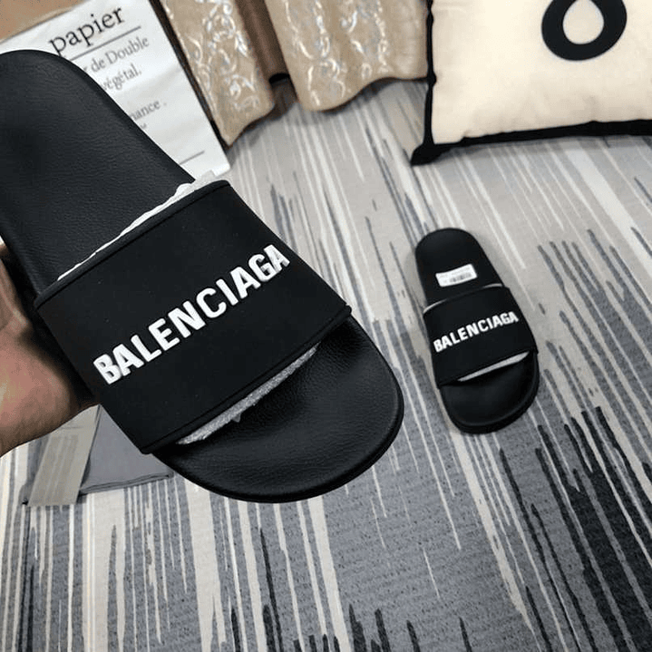 Chinelo Balenciaga  5