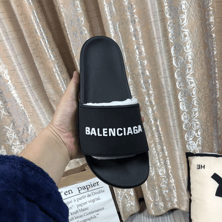 Chinelo Balenciaga  6