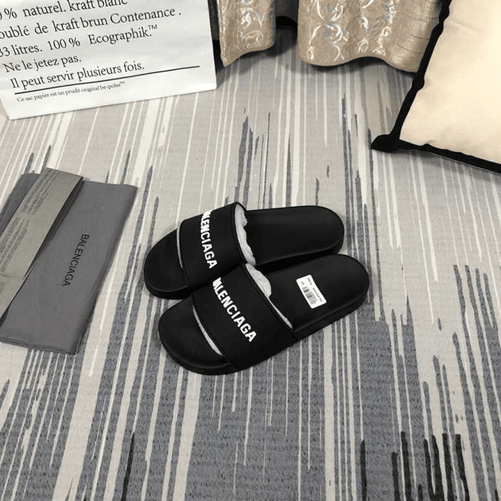 Chinelo Balenciaga  7