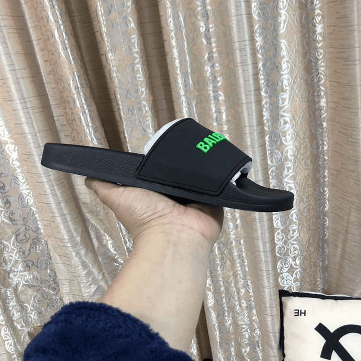 Chinelo Balenciaga  5