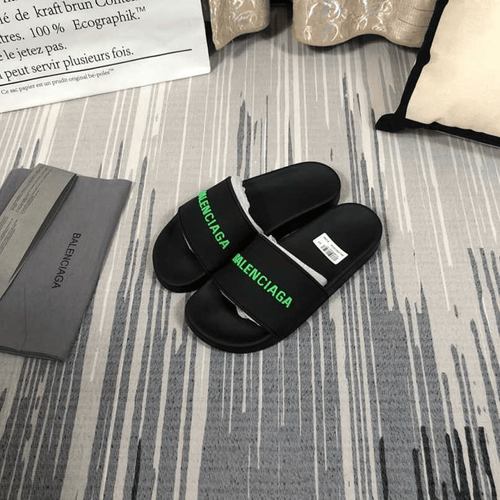 Chinelo Balenciaga  7