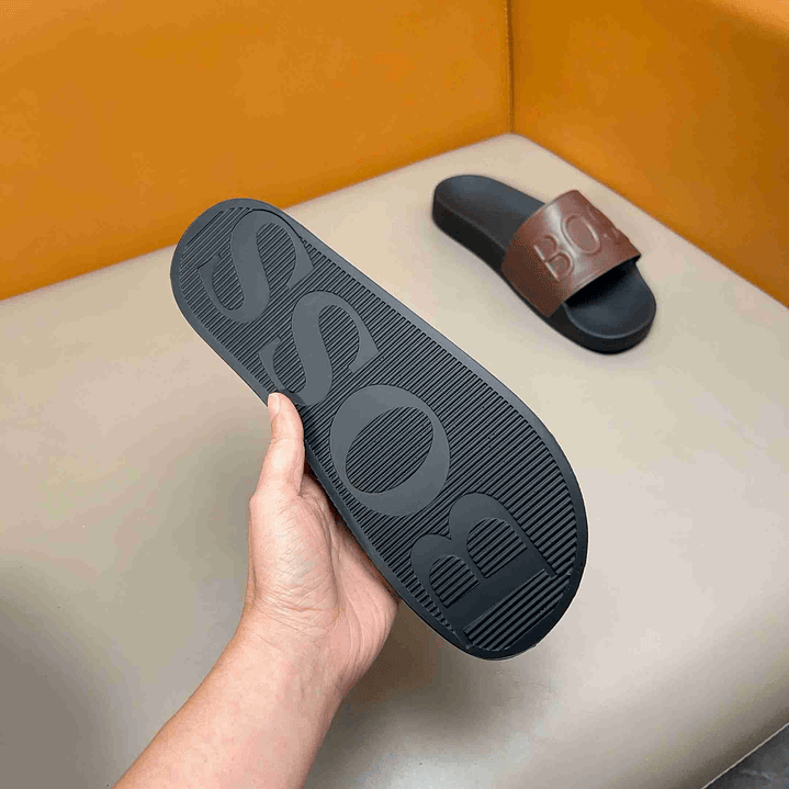 Chinelo BOSS 4