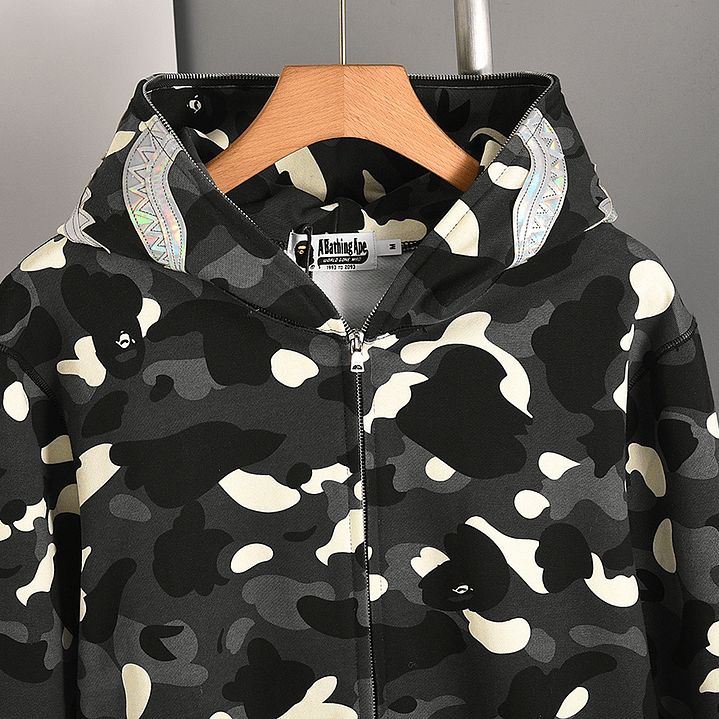 BAPE Sweatshirt  7