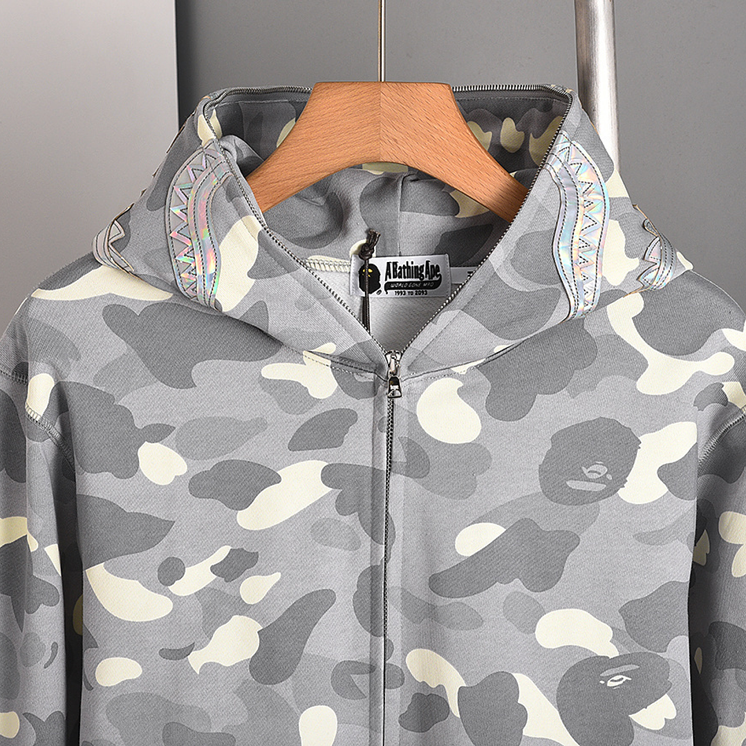 BAPE Sweatshirt  4