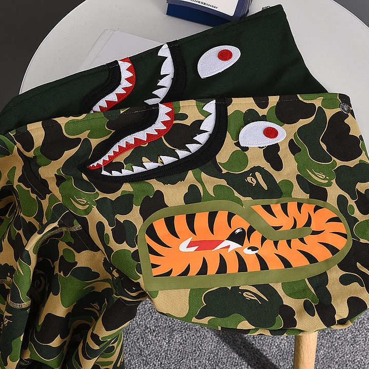 BAPE Sweatshirt  5