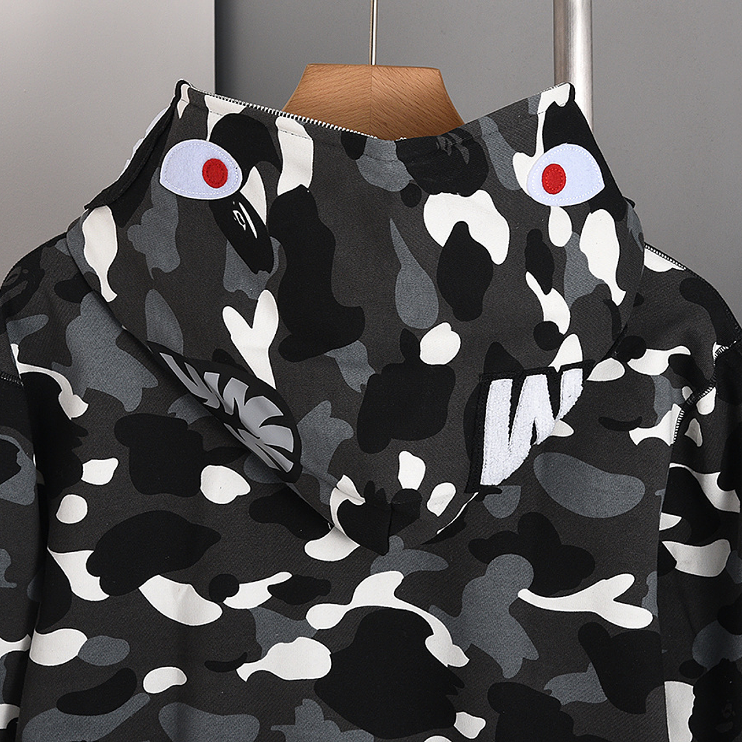 BAPE Sweatshirt  8