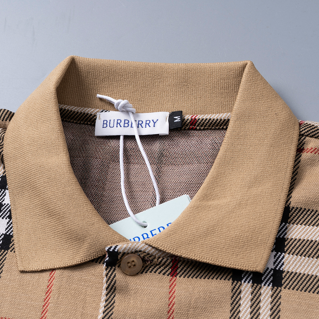 Burberry  Conjunto Verão 3