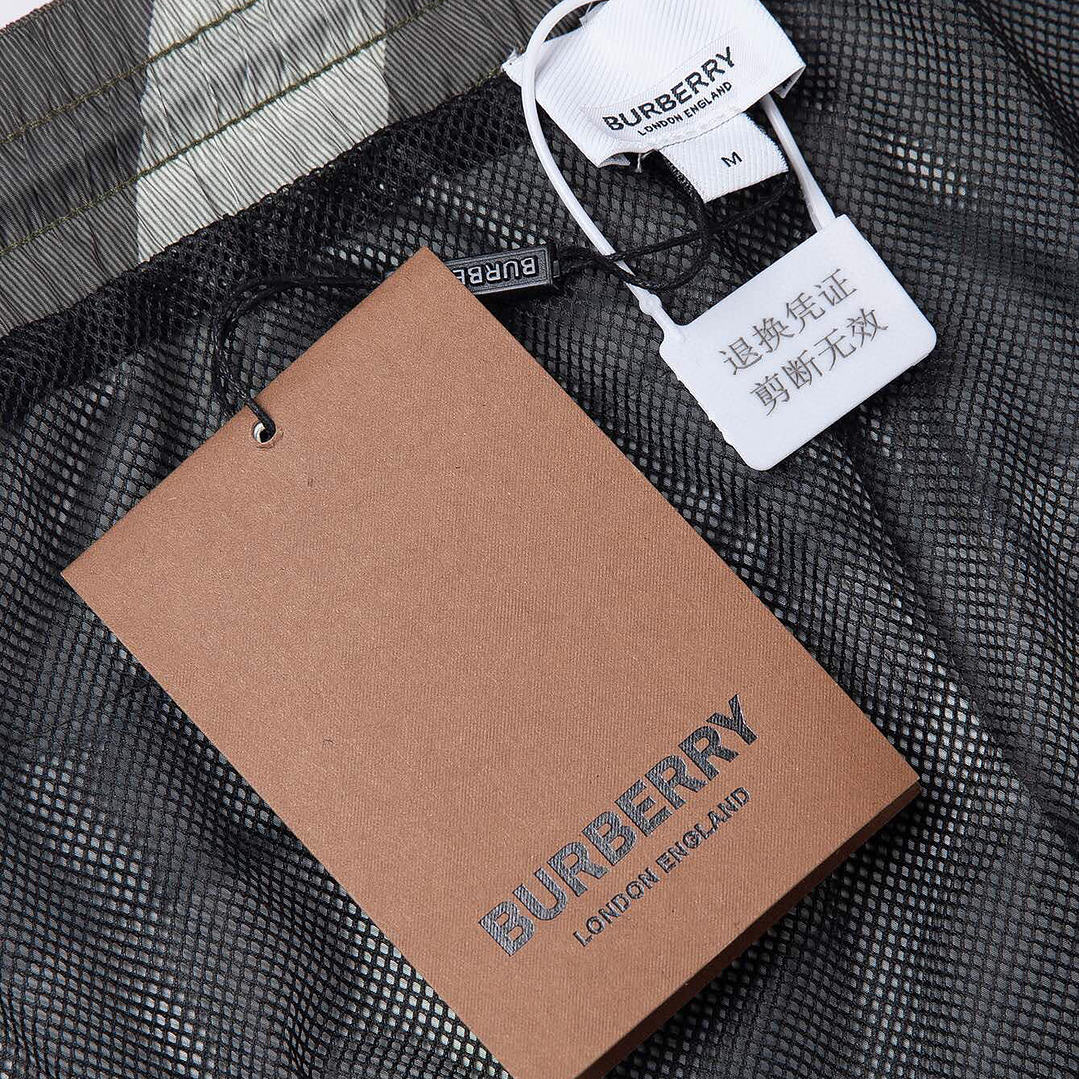 Short Burberry  4