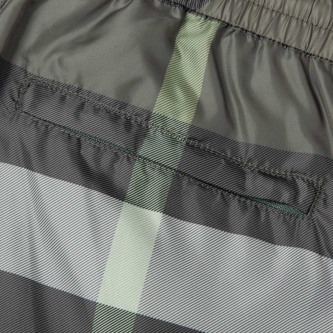 Short Burberry  10