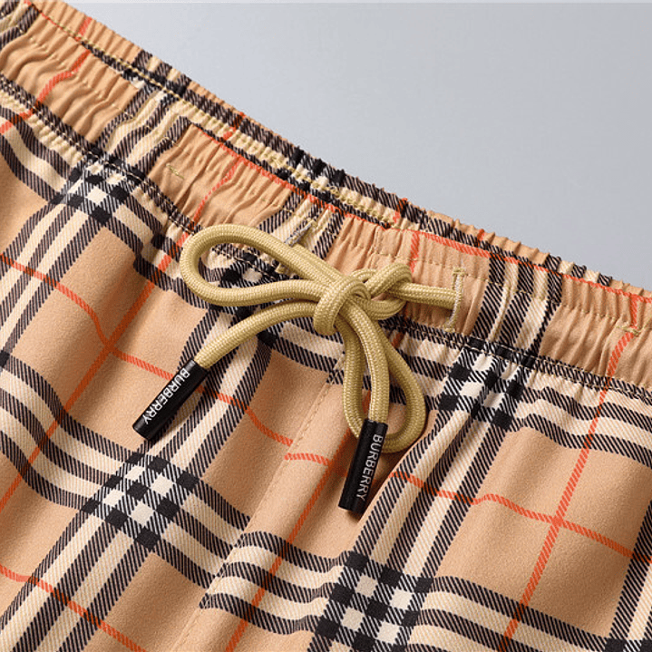 Burberry  Conjunto Verão 13