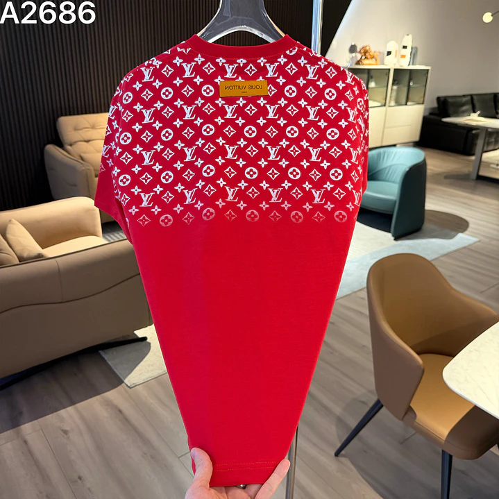 T-shirt Louis Vuitton  11