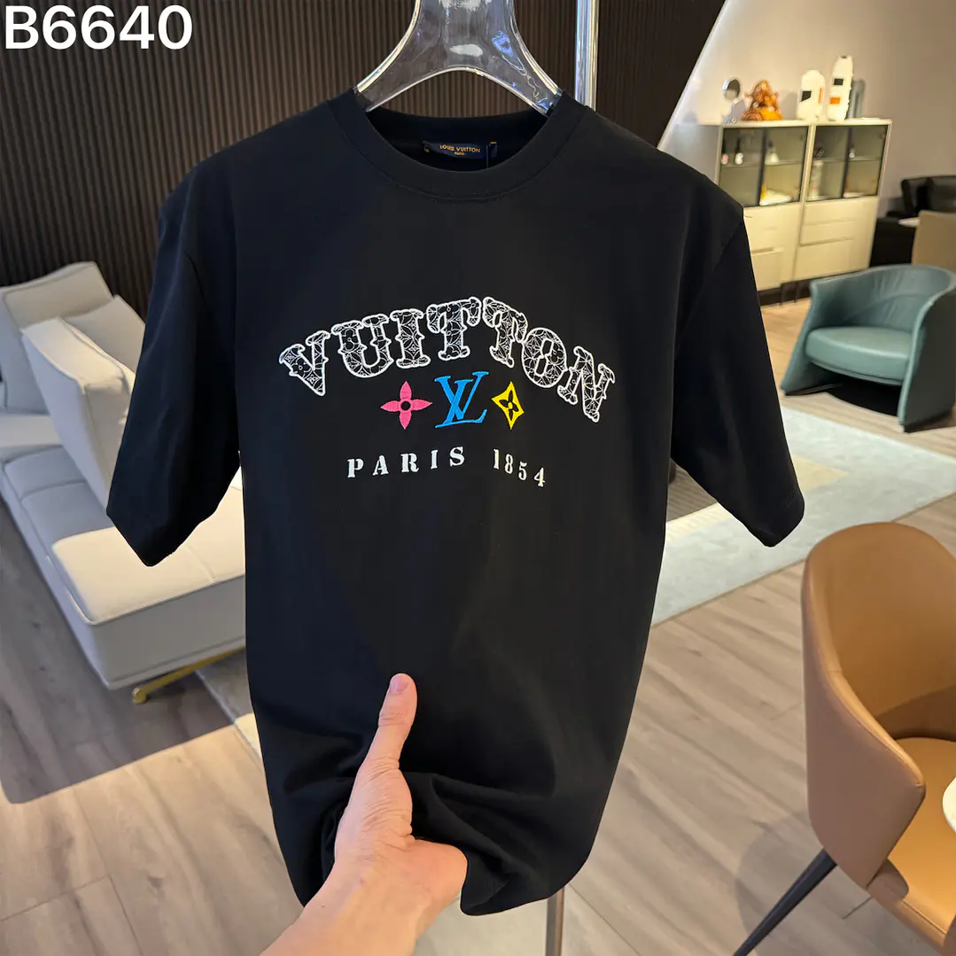 T-shirt Louis Vuitton  8