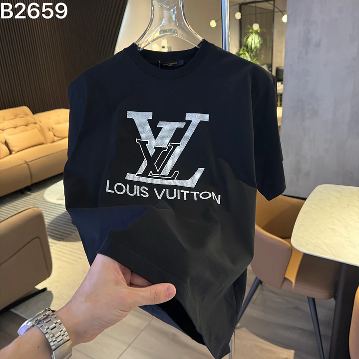 T-shirt Louis Vuitton  4