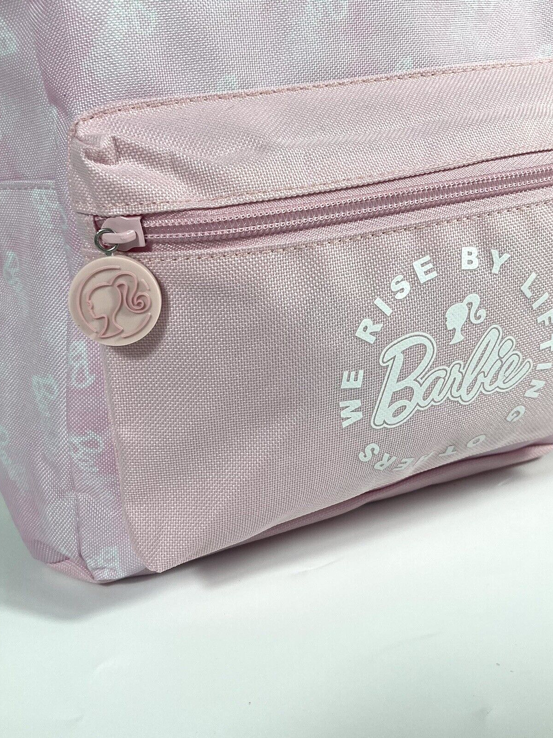 Mochila pequeña BARBIE 4