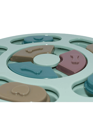 Juego-plato de alimentación lenta