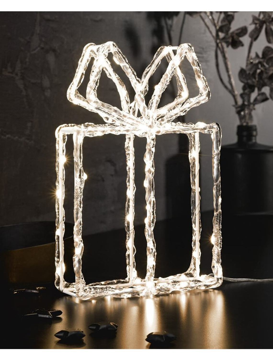 ADORNO metálico con mini LED forma REGALO BLANCO 2