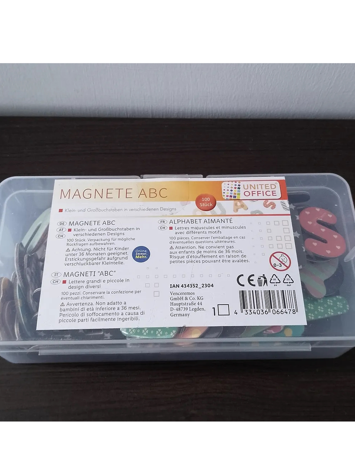 Caja con letras magnéticas 4
