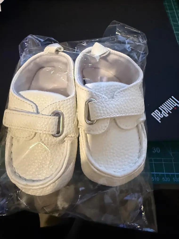 Mocasines para bebé con cierre velcro 0-6 meses 11 cm blanco 4