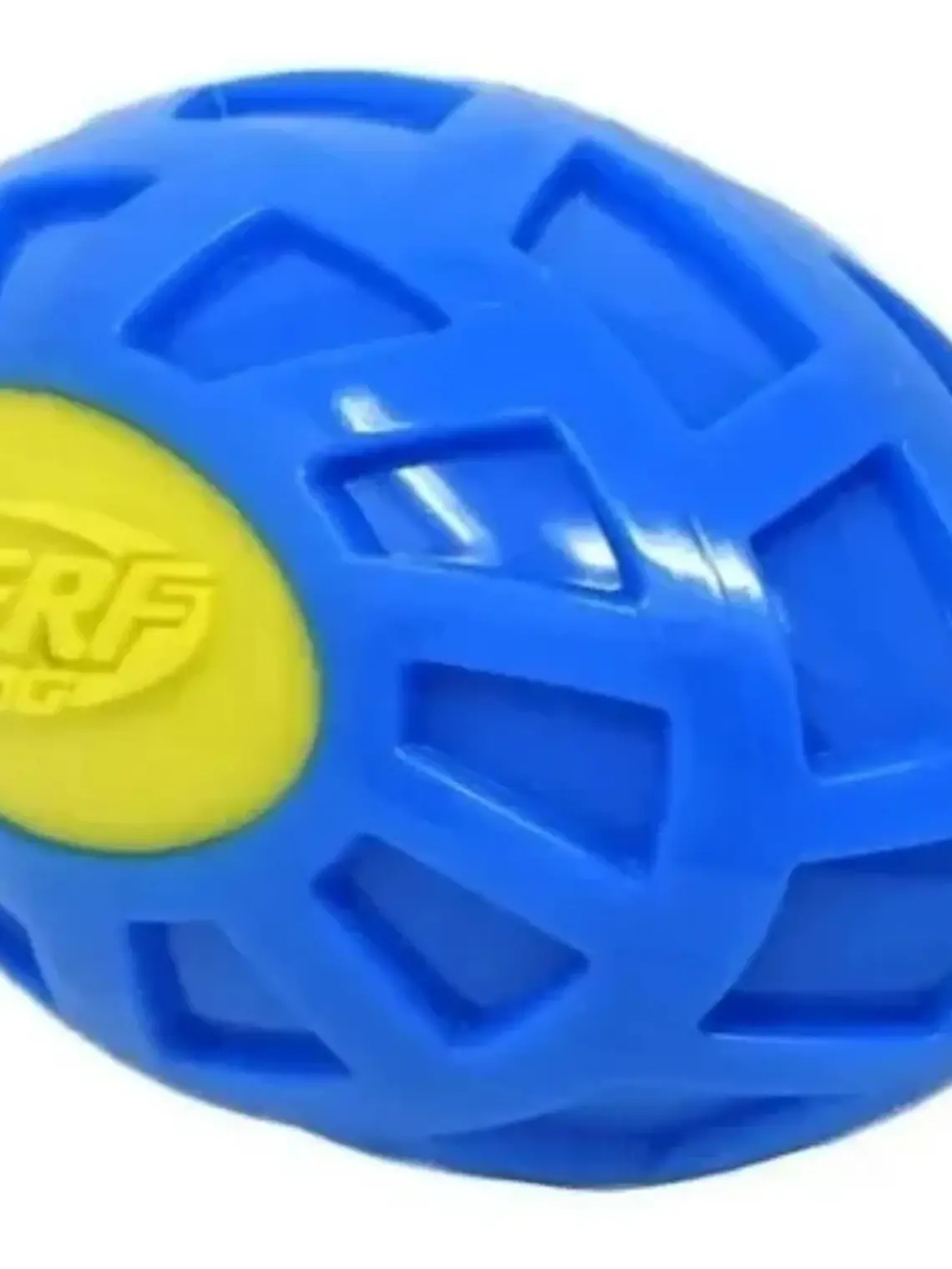 Juguete NERF con silbato interior para perro pequeño o mediano con forma de pelota ovalada 1
