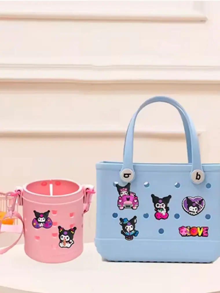 21 CHARMS decorativos KUROMI para zapatos tipo Crocs 4
