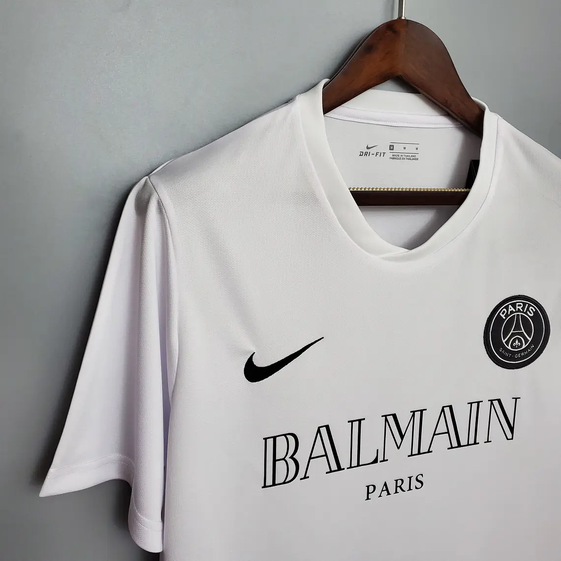 PSG Especial Balmain Branca 4