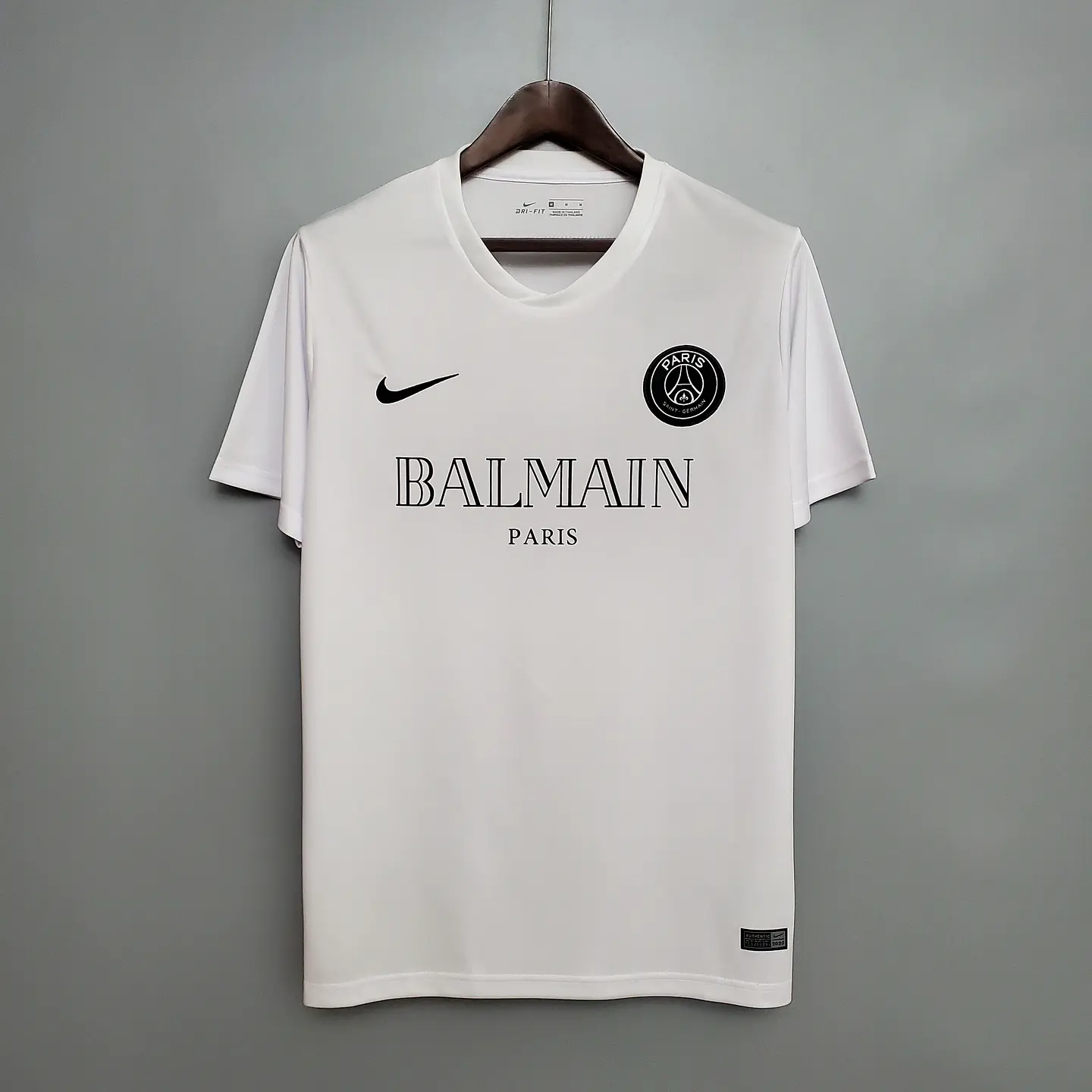 PSG Especial Balmain Branca 2